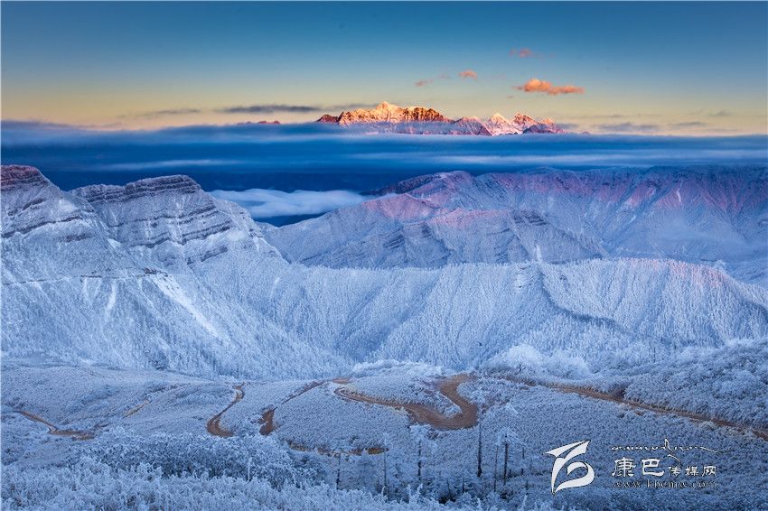 州攝影家協(xié)會(huì)參加省第十七屆攝影大會(huì)作品選登