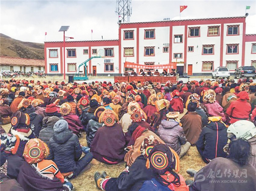石渠縣開展“千人大下鄉(xiāng)” 、“千人大宣講”、“千人大走訪”活動(dòng)掠影