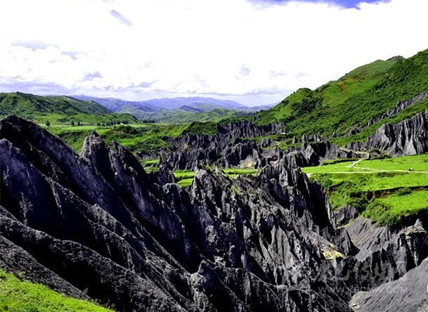 墨石？甘孜還藏著這樣的地質(zhì)公園