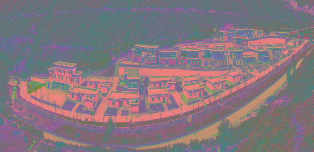 寬暢平坦的通鄉(xiāng).jpg 寬暢平坦的通鄉(xiāng).jpg