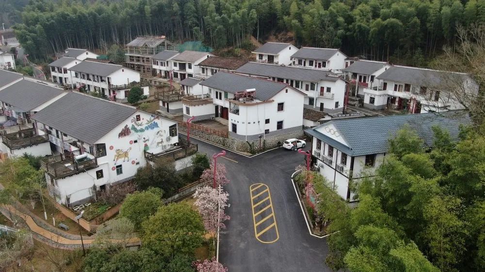 江西資溪縣烏石鎮(zhèn)新月畬族村景象。新華社記者 彭昭之 攝